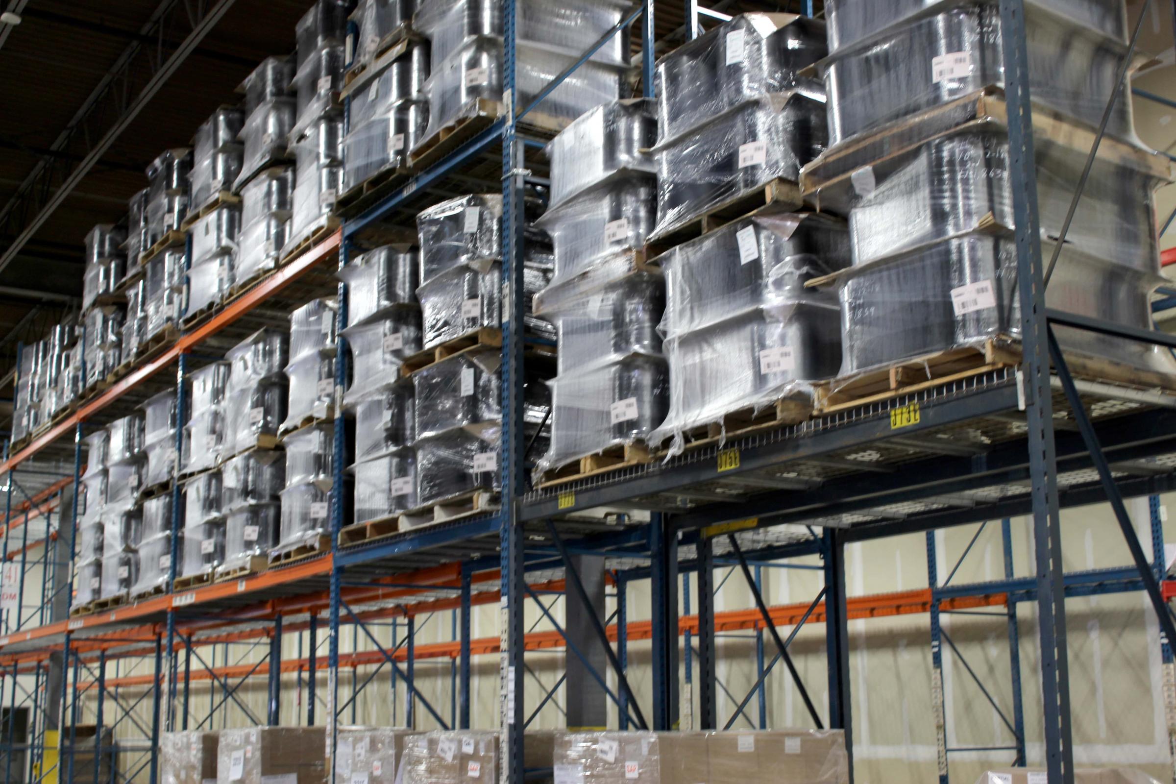 Distribution center and pallet storage in the Midwest US